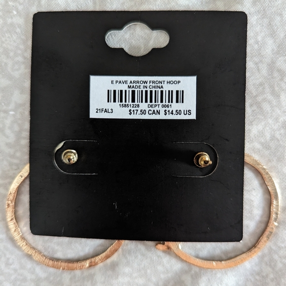 Torrid pave arrow hoops - Picture 4 of 5